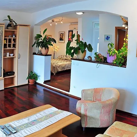 Gilve * フヴァル